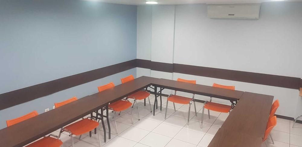 Hotel Dan Inn Sao Carlos By Nacional Inn מראה חיצוני תמונה