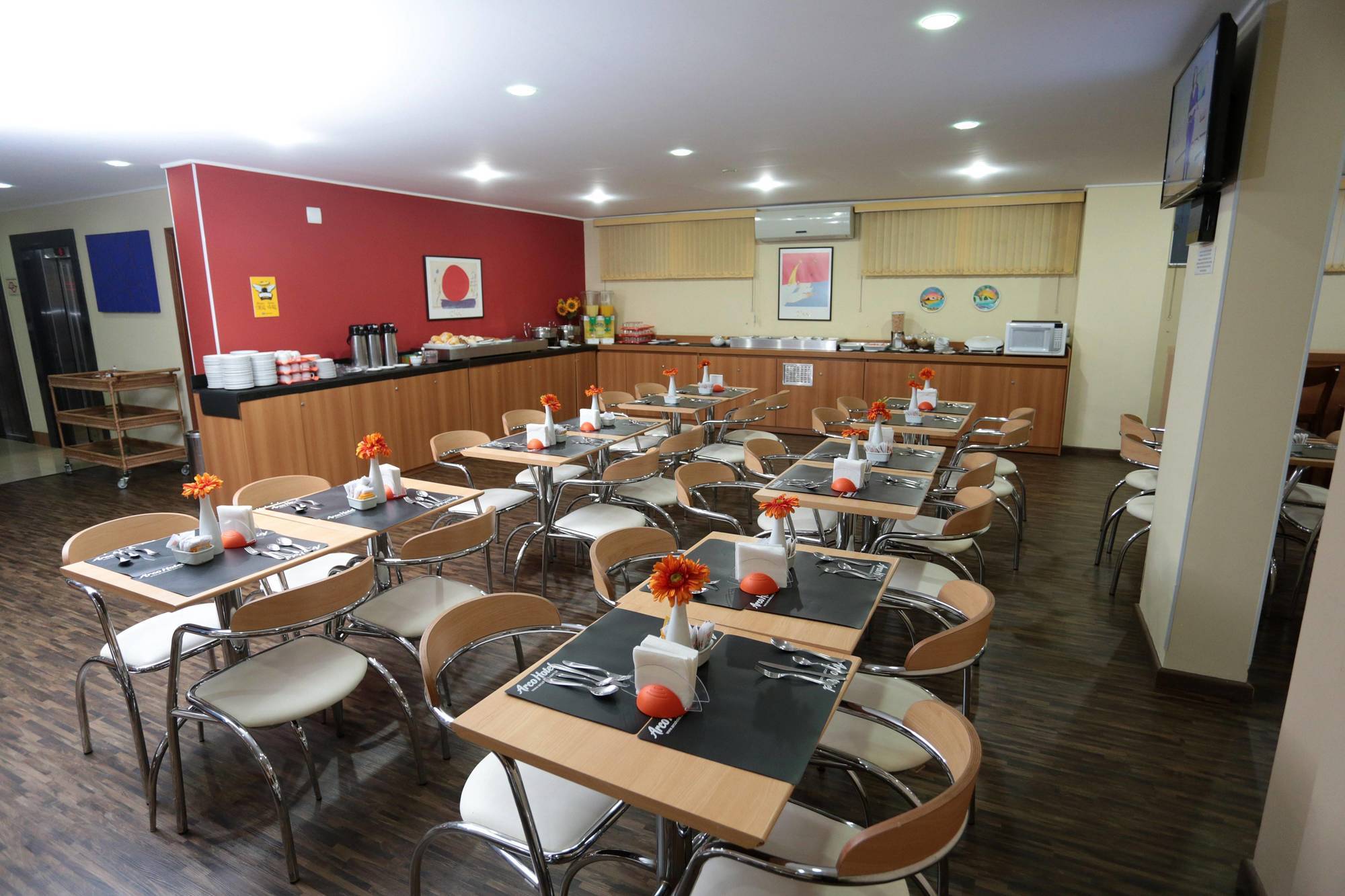 Hotel Dan Inn Sao Carlos By Nacional Inn מראה חיצוני תמונה