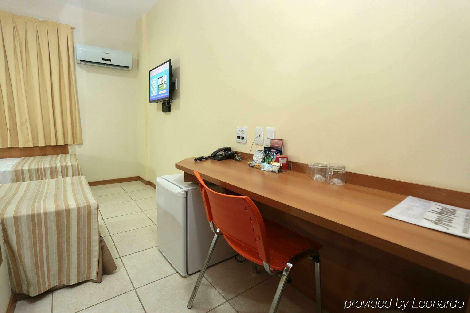 Hotel Dan Inn Sao Carlos By Nacional Inn מראה חיצוני תמונה